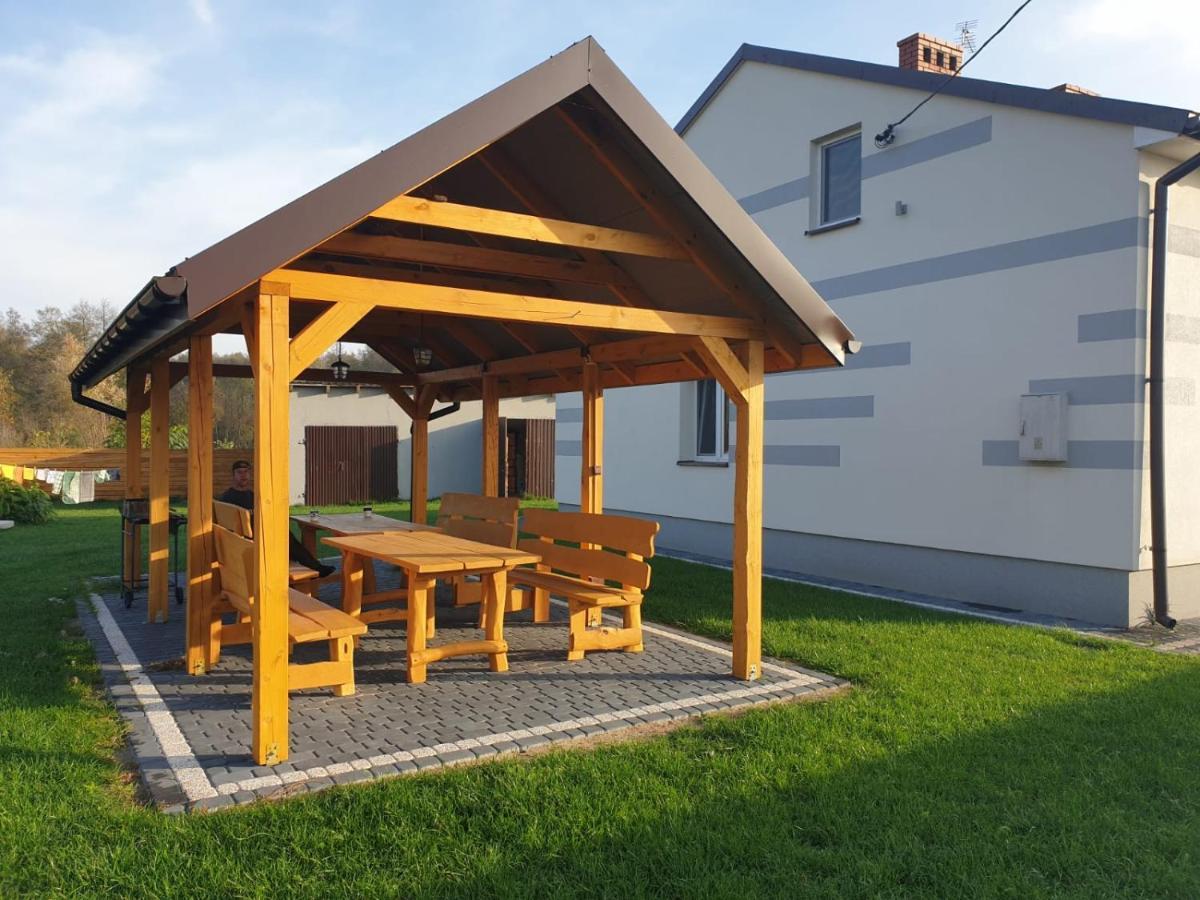 Pokoje blisko SUNTAGO Mszczonów Exteriér fotografie