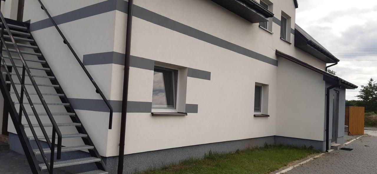 Pokoje blisko SUNTAGO Mszczonów Exteriér fotografie